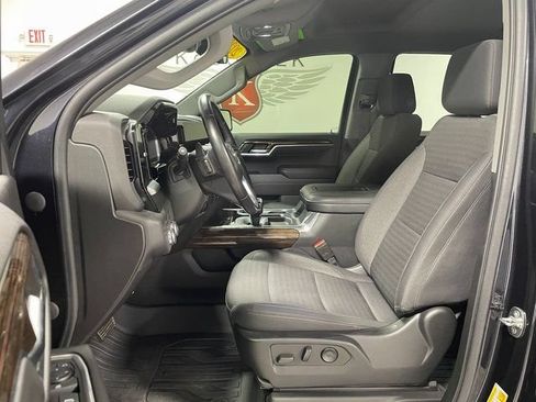 Used 2022 GMC Sierra 1500 Elevation w/ Preferred Package AWD/4WD image 11