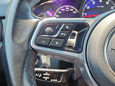 Used 2021 Porsche Cayenne AWD/4WD image 29