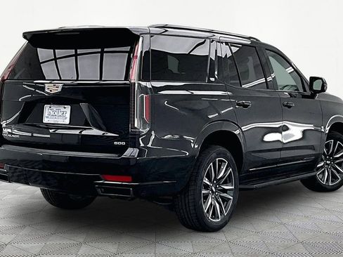 Used 2024 Cadillac Escalade Sport AWD/4WD image 2