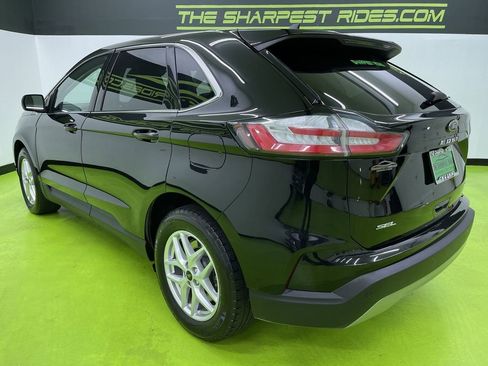 Used 2024 Ford Edge SEL image 7