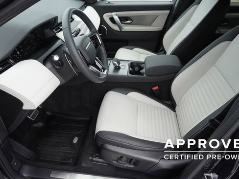 Used 2025 Land Rover Discovery Sport Dynamic SE image 19