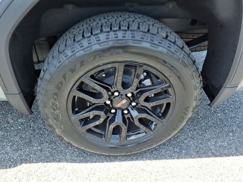 New 2026 GMC Sierra 1500 Elevation w/ Elevation Premium Package AWD/4WD image 8