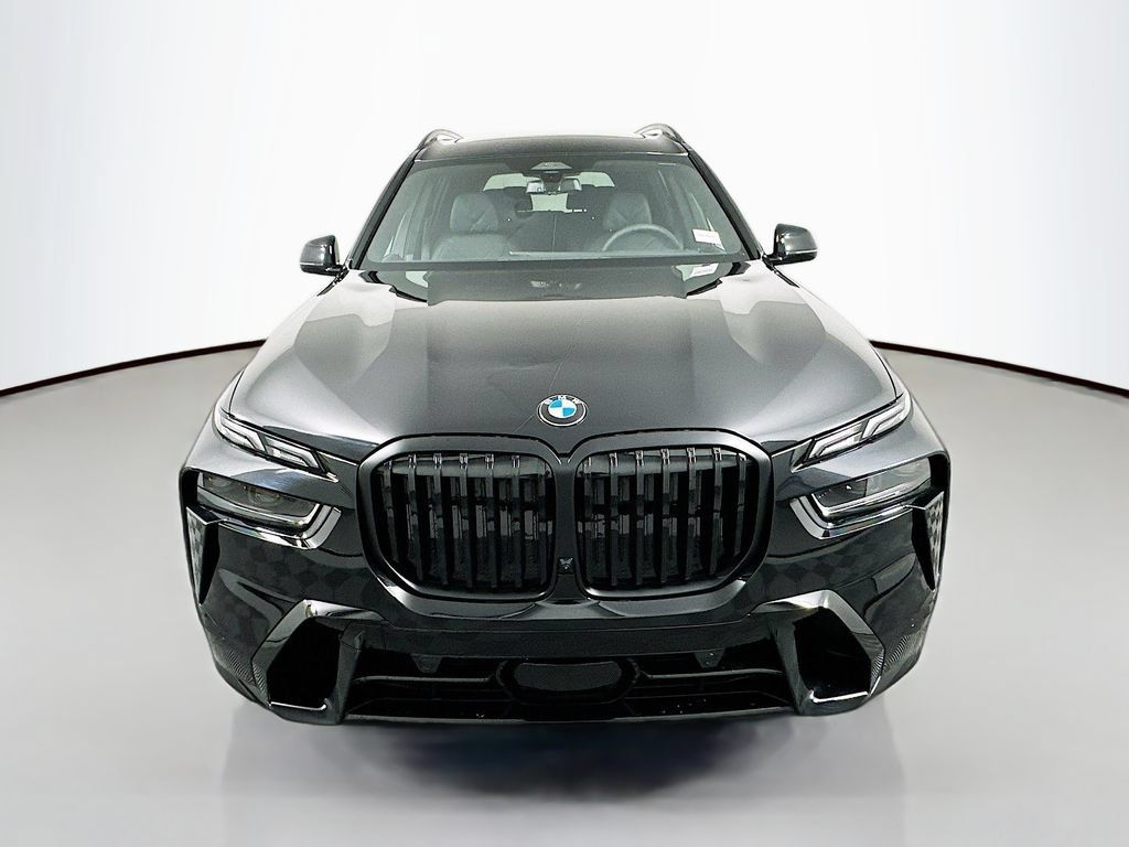 Used 2026 BMW X7 xDrive40i w/ M Sport Package AWD/4WD image 2