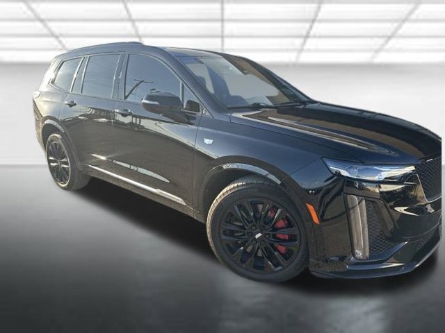 Used 2025 Cadillac XT6 Sport w/ LPO, Onyx Lite Package AWD/4WD image 1
