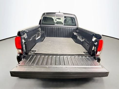 Certified 2023 Toyota Tacoma SR AWD/4WD image 22
