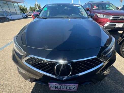 Used 2019 Acura ILX FWD image 2