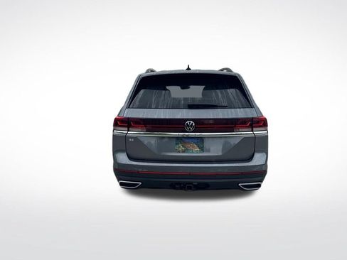 Used 2024 Volkswagen Atlas SE FWD image 7