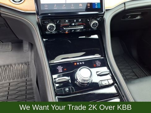 Used 2025 Jeep Grand Cherokee L Summit AWD/4WD image 14