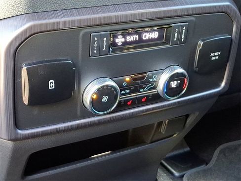 Certified 2023 Ford Expedition Platinum image 10