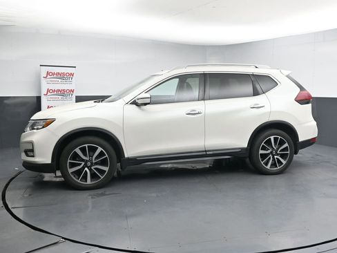 Used 2019 Nissan Rogue SL w/ Premium Package AWD/4WD image 5