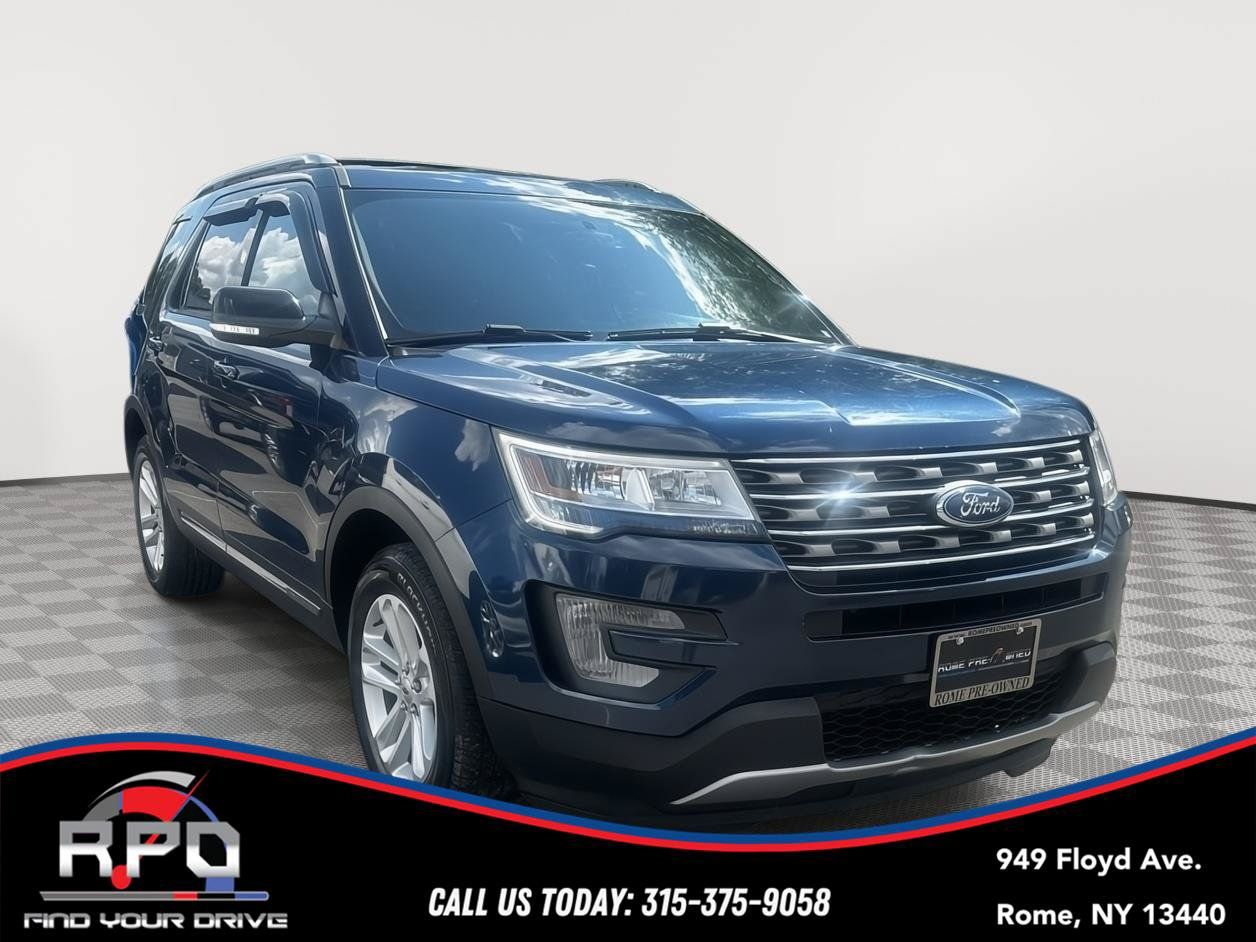 Used 2017 Ford Explorer XLT FWD image 7