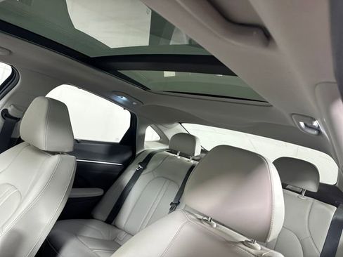 Used 2023 Hyundai Sonata Limited image 12