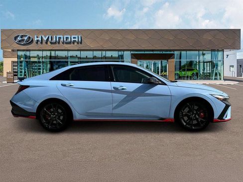 Used 2025 Hyundai Elantra N FWD image 10