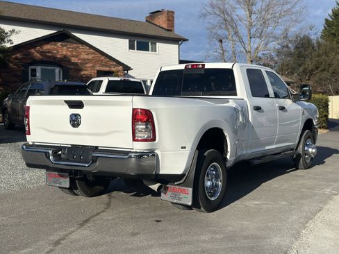 Used 2024 RAM 3500 Tradesman w/ Chrome Appearance Group image 3