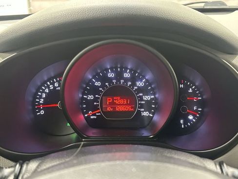 Used 2014 Kia Soul image 11