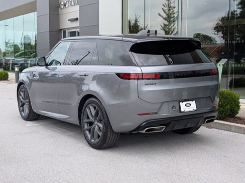 Used 2025 Land Rover Range Rover Sport Dynamic SE AWD/4WD image 3