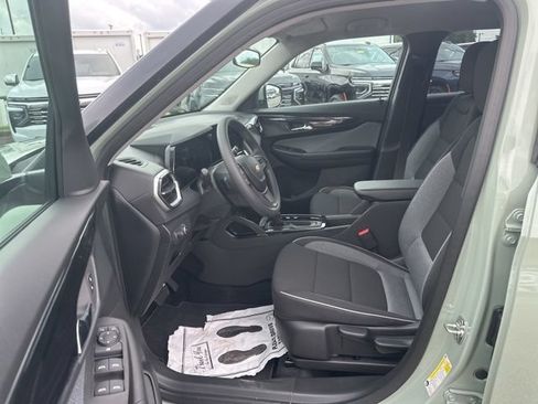 New 2026 Chevrolet TrailBlazer LT FWD image 15