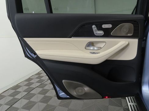 New 2026 Mercedes-Benz GLS 580 4MATIC image 27