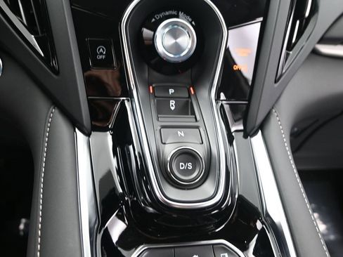 Used 2025 Acura RDX SH-AWD w/ Technology Package image 11