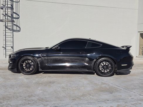 Used 2017 Ford Mustang Shelby GT350 w/ Electronics Package image 4
