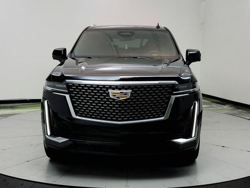 Used 2022 Cadillac Escalade ESV Luxury AWD/4WD image 2