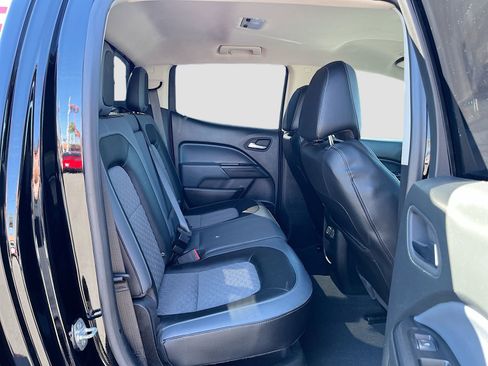 Used 2022 Chevrolet Colorado Z71 AWD/4WD image 26