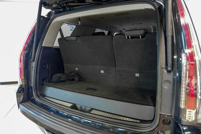 Used 2020 Cadillac Escalade 2WD image 58