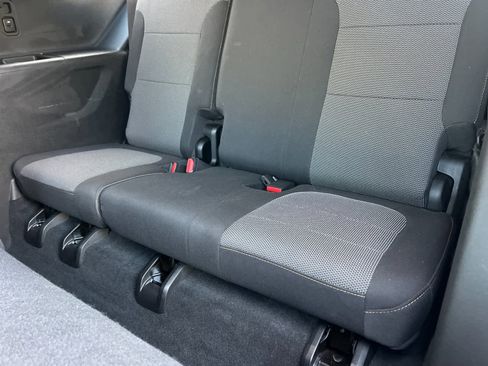 Used 2018 Chevrolet Traverse LS image 15