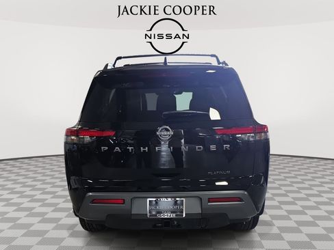 New 2026 Nissan Pathfinder Platinum FWD image 6