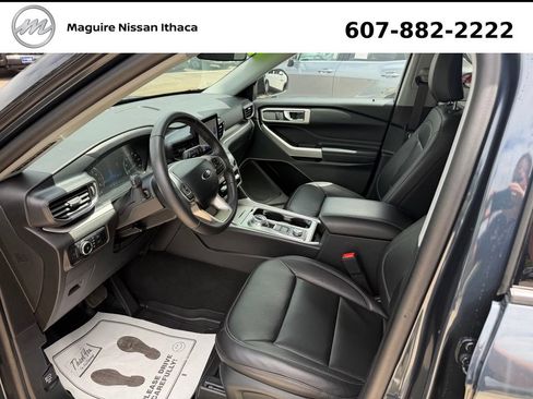 Used 2024 Ford Explorer XLT w/ Equipment Group 202A AWD/4WD image 8