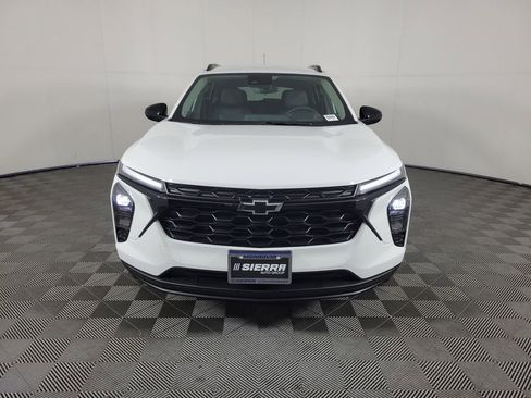 New 2026 Chevrolet Trax LT w/ Midnight Edition image 9