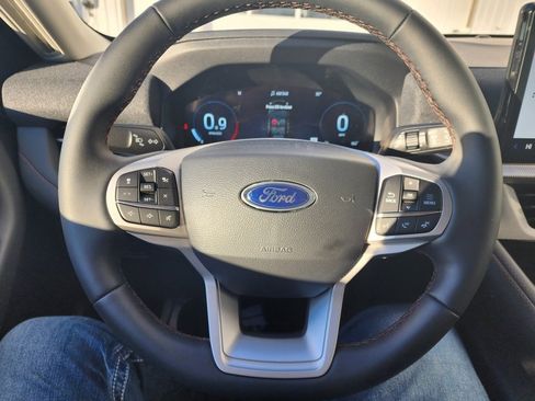 New 2026 Ford Explorer Active image 18