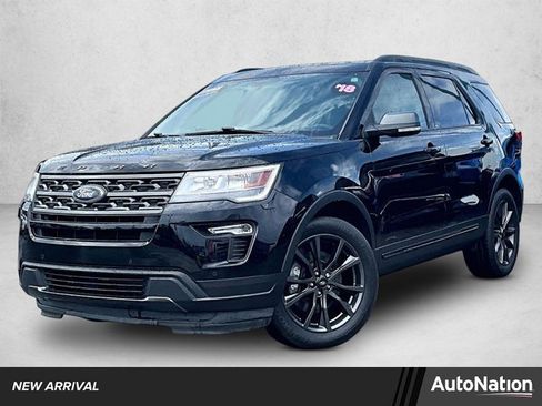 Used 2018 Ford Explorer XLT w/ Equipment Group 202A image 1