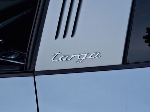 Certified 2015 Porsche 911 Targa 4S image 32