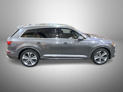 Used 2021 Audi Q7 3.0T Prestige w/ Prestige Package image 4