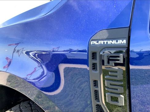 Used 2026 Ford F350 Platinum w/ Tremor Off-Road Package AWD/4WD image 4