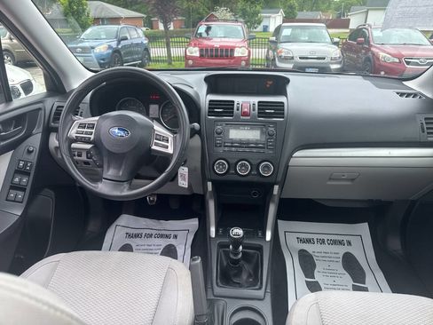 Used 2015 Subaru Forester 2.5i Premium AWD/4WD image 8