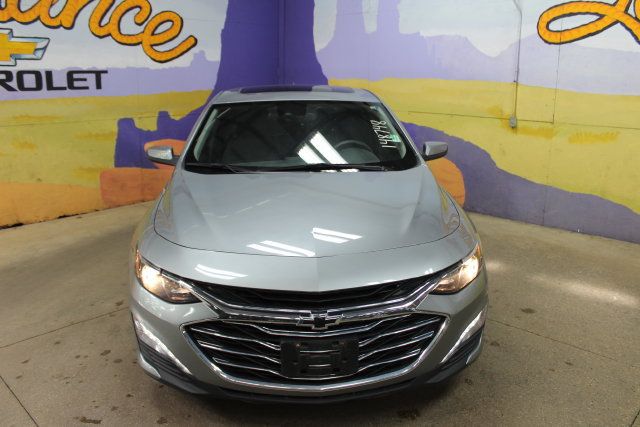 Used 2023 Chevrolet Malibu LT w/ LPO, Floor Liner Package FWD image 3
