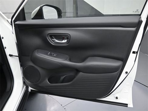 New 2026 Honda HR-V LX image 19