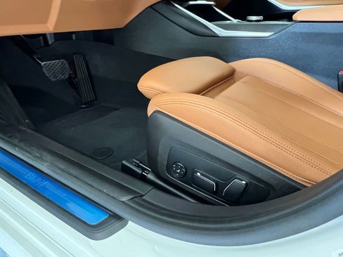 Used 2025 BMW 330i xDrive Sedan w/ Premium Package AWD/4WD image 12