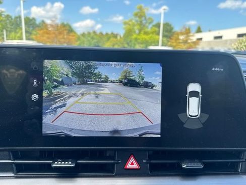 Certified 2023 Kia Sportage EX FWD image 13