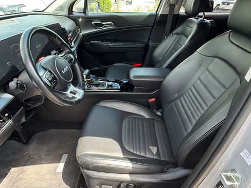 Used 2024 Kia Sportage SX FWD image 16