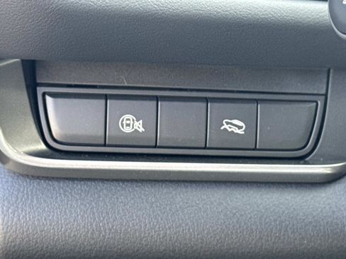 New 2025 MAZDA CX-30 AWD 2.5 S image 17