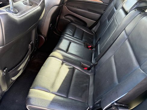 Used 2013 Jeep Grand Cherokee Overland image 11