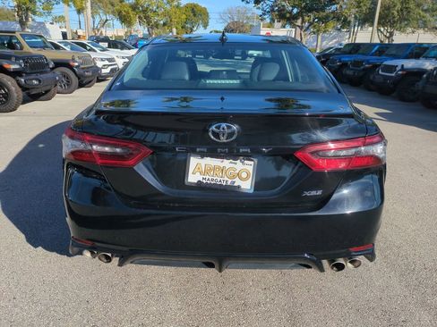Used 2023 Toyota Camry XSE image 7