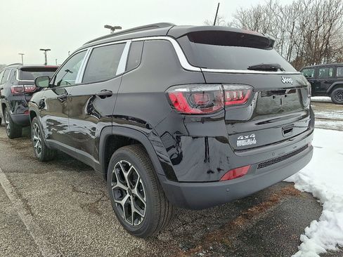 New 2026 Jeep Compass Limited w/ Sun, Sound & Navigation Group AWD/4WD image 4