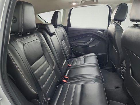 Used 2017 Ford Escape Titanium FWD image 31