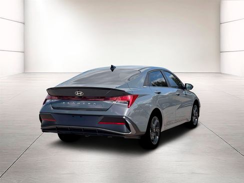 New 2026 Hyundai Elantra SEL Sport w/ Cargo Package FWD image 7