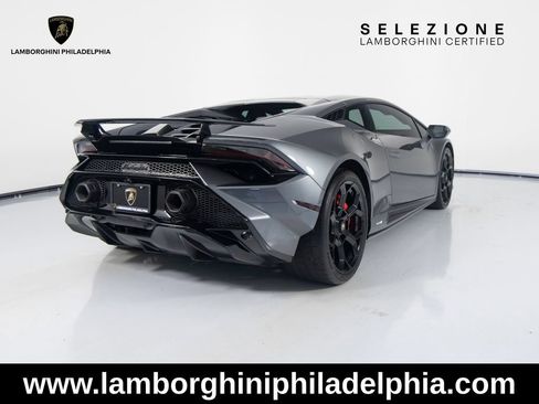 Used 2023 Lamborghini Huracan Tecnica RWD image 5