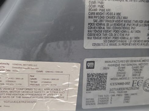 Used 2024 GMC Sierra 1500 AT4 AWD/4WD image 15